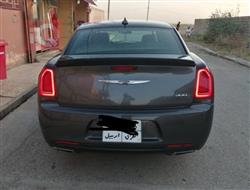 کرایسلەر 300